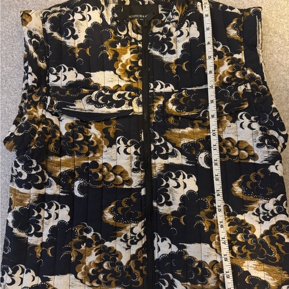 Scotch & Soda Black and Gold Patterned Vest Casual - Picture 8 of 8